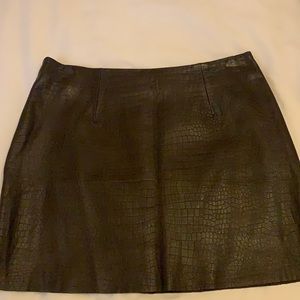 Express Brown 100% leather mini skirt